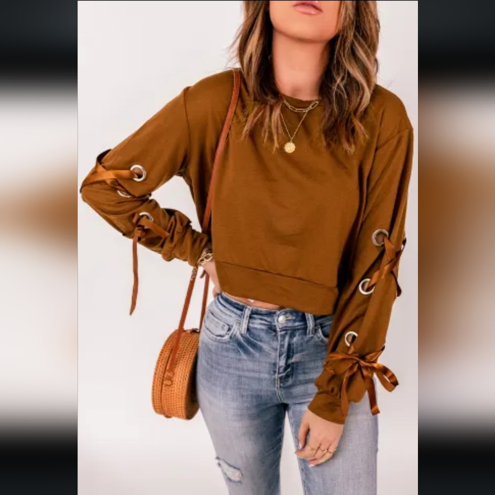 ❤️New Trendy grommet ribbon sleeve crop top - Picture 13 of 16